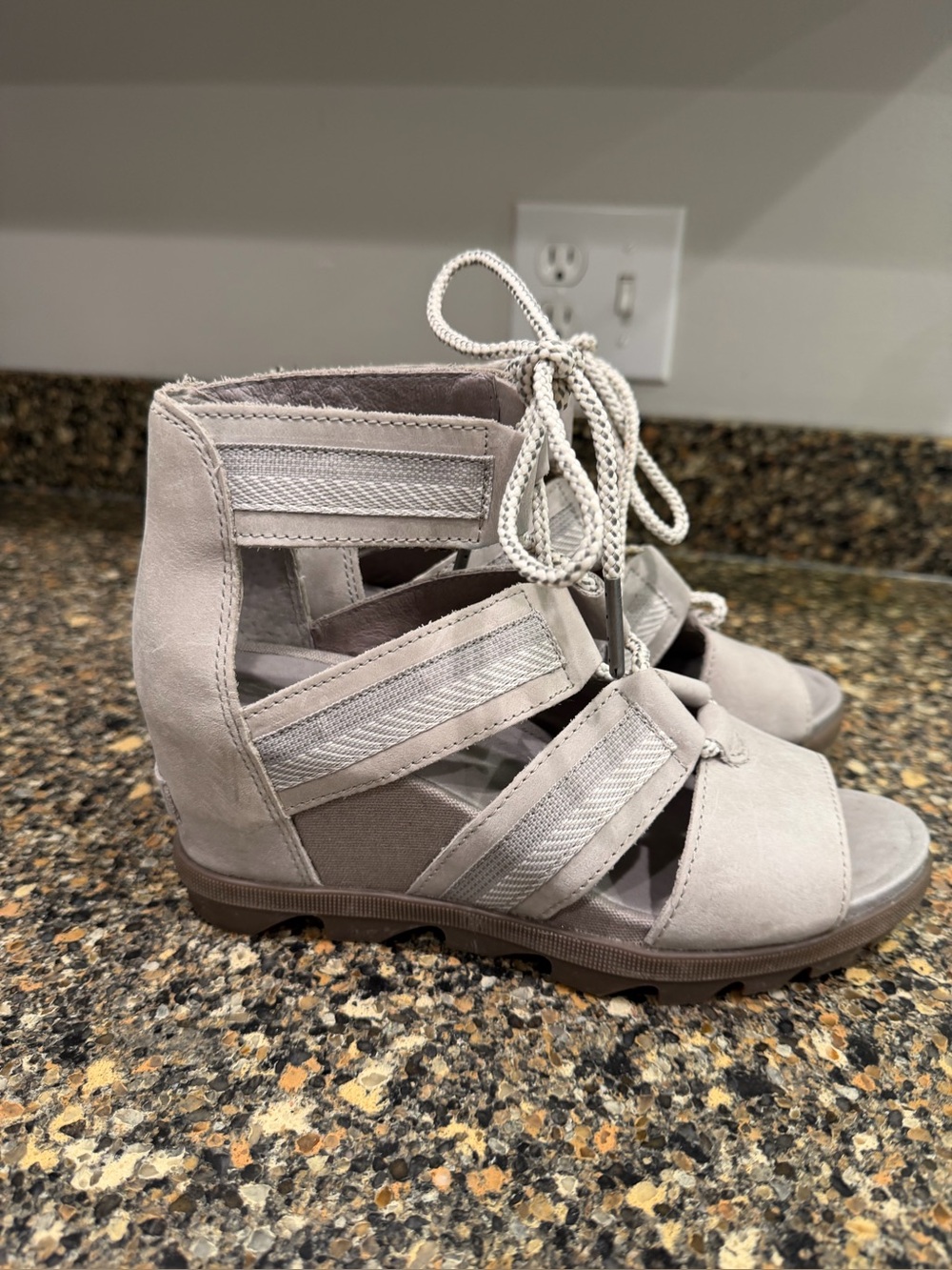 Sorel Women's Lace-Up Peep Toe Wedge Sandals - Light Gray 8